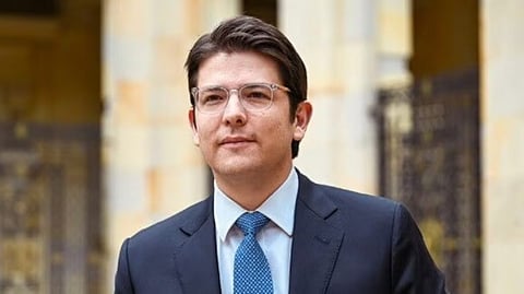 colombian senator shot in head during campaigning 2 months ago dies