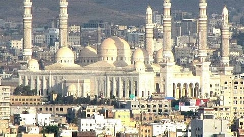 israel destroyed the presidential palace in yemen used by the houthis