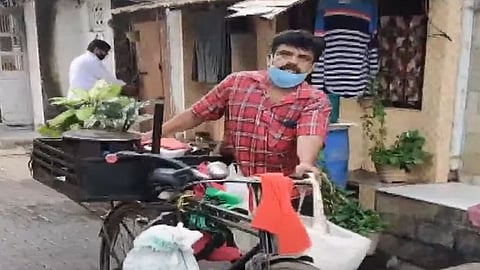 நடமாடும் தோசை கடை