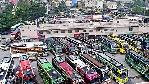 ஆம்னி பேருந்துகள் சங்கங்கம்