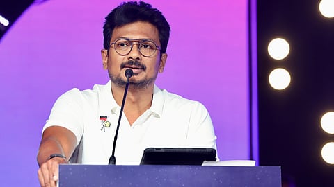 jio hotstar signs worth rs 4000 crore with tn govt