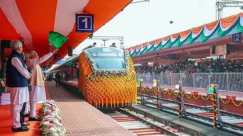 pm modi launched the vande bharat first sleeper train service