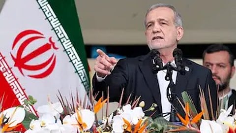 ஈரான் அதிபர் பெசஷ்கியான்