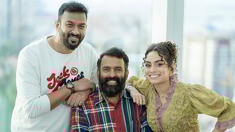 Dhee's Vari Vari Inde Song Out Now