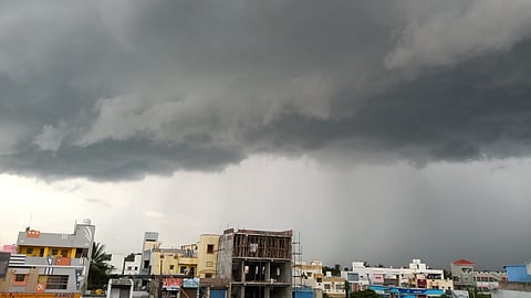 Cool Breeze and Rain Mark Early May in Tamil Nadu