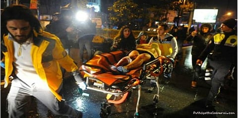 புத்தாண்டில் நிகழ்ந்த சோகம்.... பயங்கரவாதி நடத்திய தாக்குதலில் 35 பேர் பலி