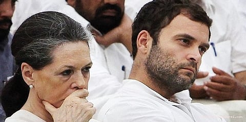 சோனியா, ராகுல் மன்னிப்பு கேட்க வலியுறுத்தல்