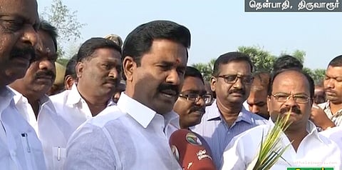 வறட்சி பாதித்த பகுதிகளில் அமைச்சர்கள் ஆய்வு