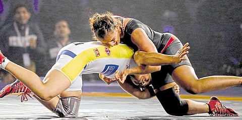 தங்கல் நாயகிகள் விலகல் ரசிகர்கள் ஏமாற்றம்