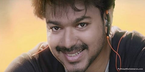 பைரவா படத்திற்கு கூடுதல் கட்டணம்: புகாருக்கான எண்களை தாக்கல் செய்ய நீதிமன்றம் உத்தரவு