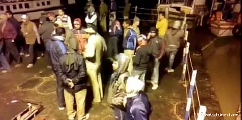 கங்கையில் நீராடிய 6 பேர் உயிரிழப்பு... கூட்ட நெரிசலில் சிக்கி பலி..?