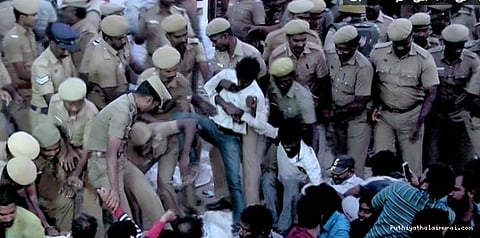 ஜல்லிக்கட்டிற்காக தொடர் போராட்டம்... வலுக்கட்டாயமாக கைது செய்தது போலீஸ்