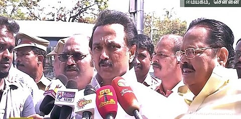 அலங்காநல்லூரில் கைது செய்த மாணவர்களை விடுவிக்க வேண்டும்: டிஜிபி அலுவலகத்தில் ஸ்டாலின் மனு