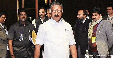 சட்ட வல்லுனர்களுடன் முதலமைச்சர் ஆலோசனை