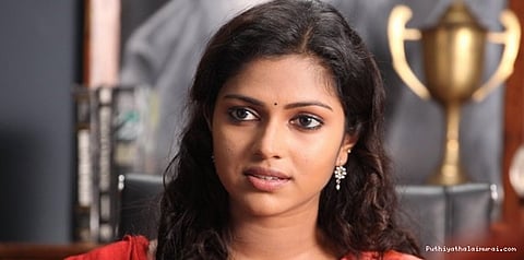 விஜய் மீது எந்த கோபமும் கிடையாது: அமலாபால் நெகிழ்ச்சி