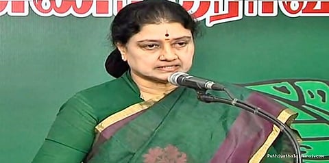 முதலமைச்சராக நாளை பதவியேற்கும் சசிகலா?.. பதவியேற்பு விழா ஏற்பாடுகள் மும்முரம்