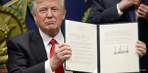 ட்ரம்ப் தடை உத்தரவுக்கு எதிராக அணி திரளும் டெக் ஜாம்பவான்கள்