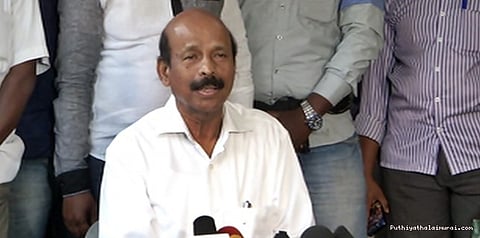 வசதிக்கேற்ப பதவியேற்பு: பொன்னையன்