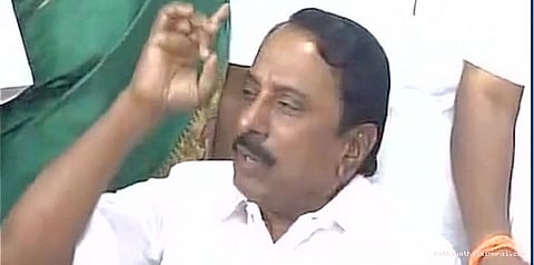 சசிகலா முதலமைச்சராவதை யாராலும் தடுக்க முடியாது: செங்கோட்டையன்
