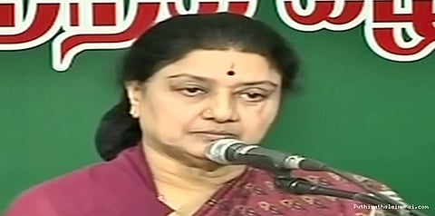 பன்னீர்செல்வம் திமுகவில் ஐக்கியமாகிவிட்டார்: சசிகலா