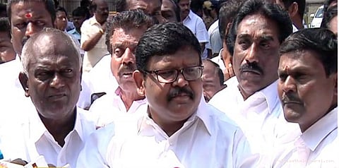 சசிகலா விரைவில் முதலமைச்சராக வருவார்: வைகைச் செல்வன்