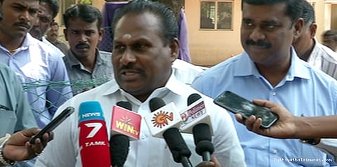 எம்எல்ஏ-க்களை சுதந்திரமாக விடக்கோரி போலீசில் புகார்