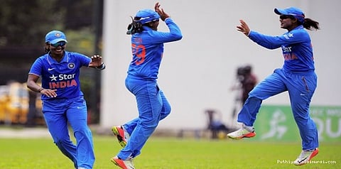 மகளிர் கிரிக்கெட் தொடர்: பாகிஸ்தானை வீழ்த்தியது இந்தியா