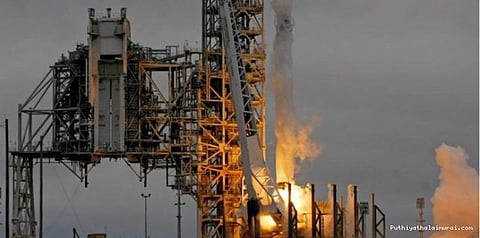 விண்வெளி நிலையத்துக்குச் சென்ற விண்கலம்