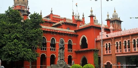 நம்பிக்கை வாக்கெடுப்பு வழக்கு.... பேரவை செயலருக்கு நோட்டீஸ்