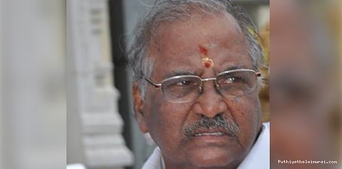 இரட்டை இலை சின்னத்தை மதுசூதனனுக்கு ஒதுக்கக்கோரி மனு