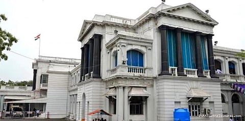 பேரவையில் 6 சட்டத்திருத்த மசோதாக்கள் நிறைவேற்றம்