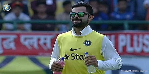 வீரர்களை உற்சாகப்படுத்த கூல்ட்ரிங்க்ஸ் எடுத்து வந்த கோலி