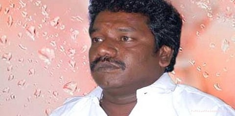 கட்சியிலிருந்து கருணாஸ் நீக்கம்