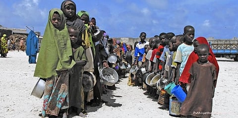 தேநீரை மட்டுமே உணவாகக் கொண்டு வாழும் மக்கள்