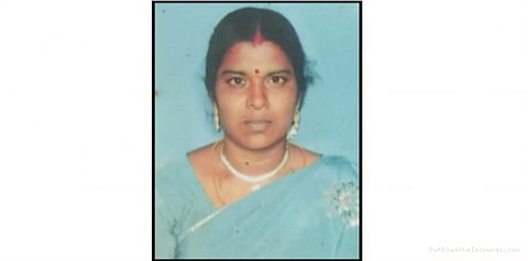 ஒளி தாக்கி காயமடைந்த பெண் உயிரிழப்பு