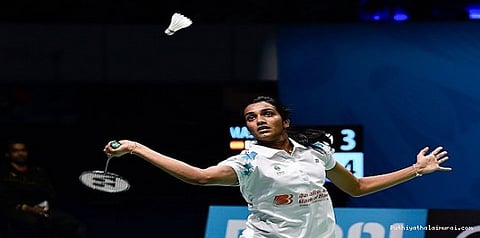 சாய்னா நேவாலை வீழ்த்தினார் சிந்து