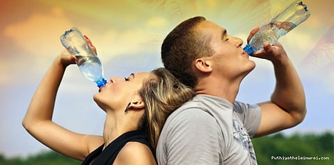 தொடங்கியது கோடை… யார் எவ்வளவு தண்ணீர் குடிக்கலாம்?