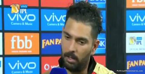 விளாசினார் யுவி, வென்றது ஹைதராபாத்