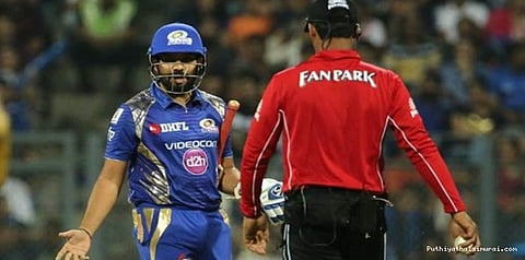 விதிமுறை மீறல்.... ரோகித் ஷர்மாவுக்கு கண்டனம்