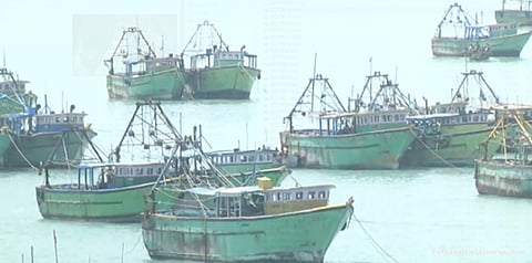 தொடங்கியது மீன்பிடி தடைக்காலம்