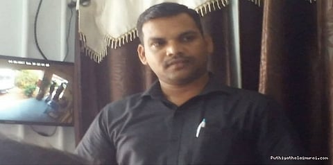 வாட்ஸ்ஆப்பில் மாணவிகளுக்கு பாலியல் தொல்லை: காவலர் அட்டூழியம்