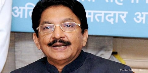 ஆளுநர் வித்யாசாகர் ராவின் காரில் இருந்த சுழல் விளக்கு அகற்றம்