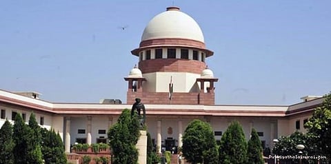 பான் கார்டு பெற ஆதாரை கட்டாயப்படுத்துவது ஏன்?: உச்சநீதிமன்றம்