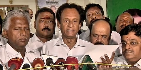 பேச்சுவார்த்தைக்கு 7 பேர் கொண்ட குழு அமைத்தது ஓபிஎஸ் அணி