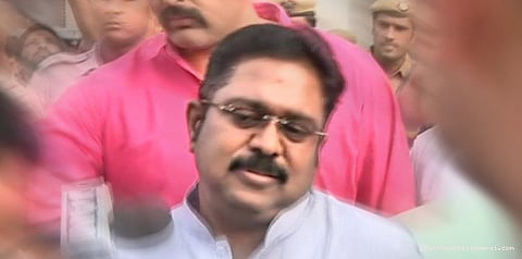 தினகரனை நாளை சென்னை அழைத்து வருகிறது டெல்லி போலீஸ்