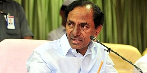 குண்டும் குழியும் இல்லாத ரோடு: முதல்வர் எச்சரிக்கை