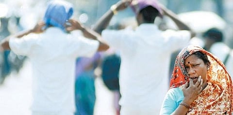 சில இடங்களில் கோடை மழை பெய்யும்....