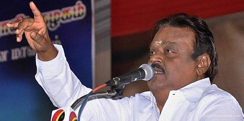 மணல் கொள்ளையில் திமுக, அதிமுக இரு கட்சிகளுக்கும் முழுப்பங்கு உண்டு - விஜயகாந்த்