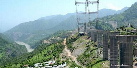 ஜம்மு காஷ்மீர்: கட்டுமானப் பணியில் உலகின் மிகப்பெரிய ரயில் பாலம்