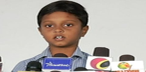 மதுக்கடைகளை மூட 7வயது சிறுவன் கோரிக்கை